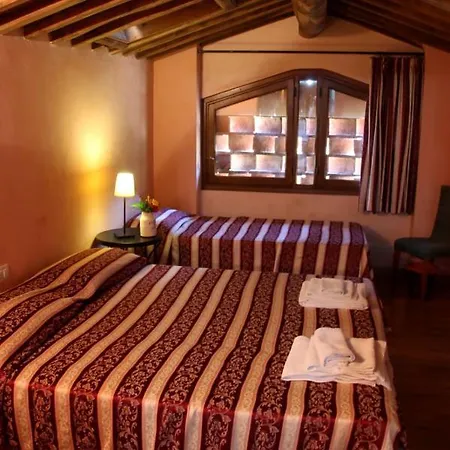 Casa Gaia Casa rural Lucca